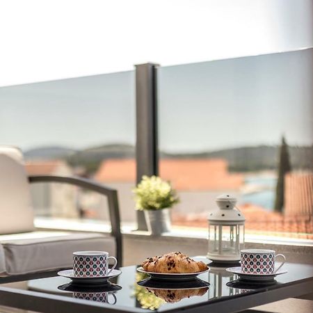 Luxury View Apartments 罗戈兹尼察 外观 照片